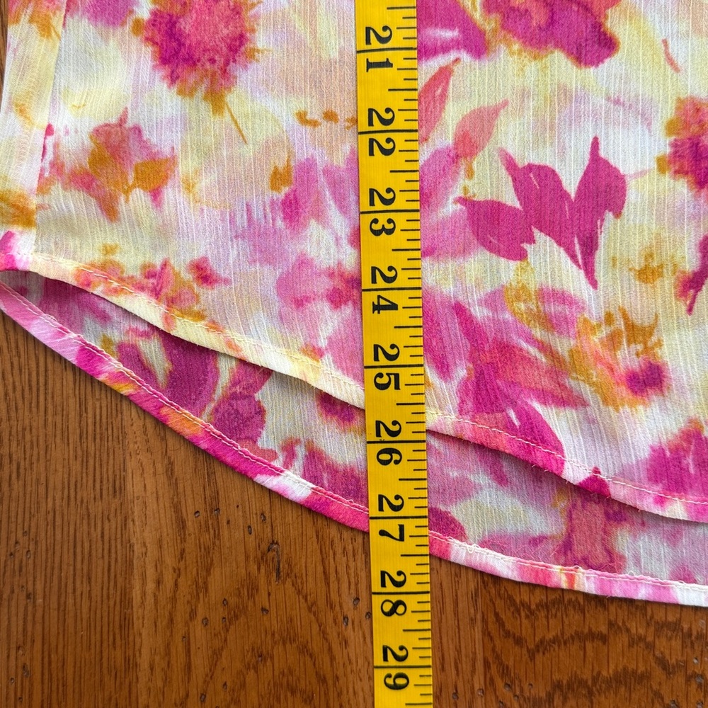 Kut from Kloth Floral Blouse - Picture 7 of 8